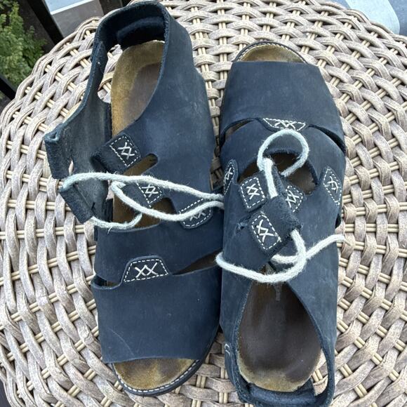 Naot Fisherman Style Black Leather Sandals Women's 39 or US 8 Comfort - Picture 9 of 16